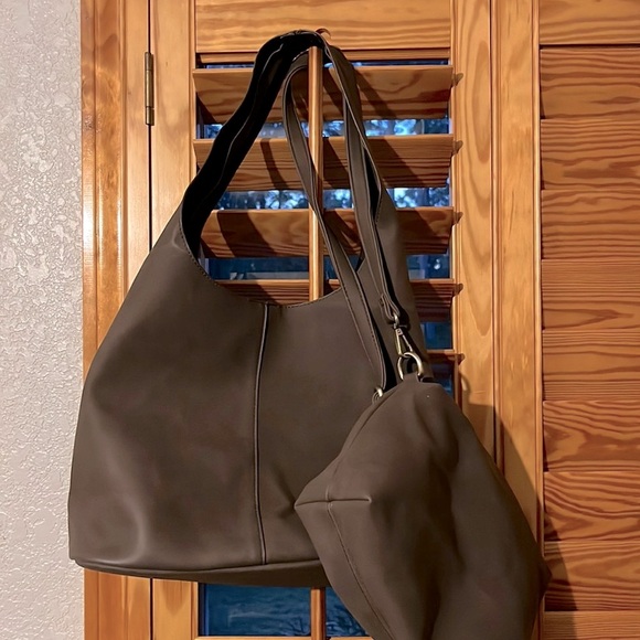 Joy Susan purse - Picture 1 of 5